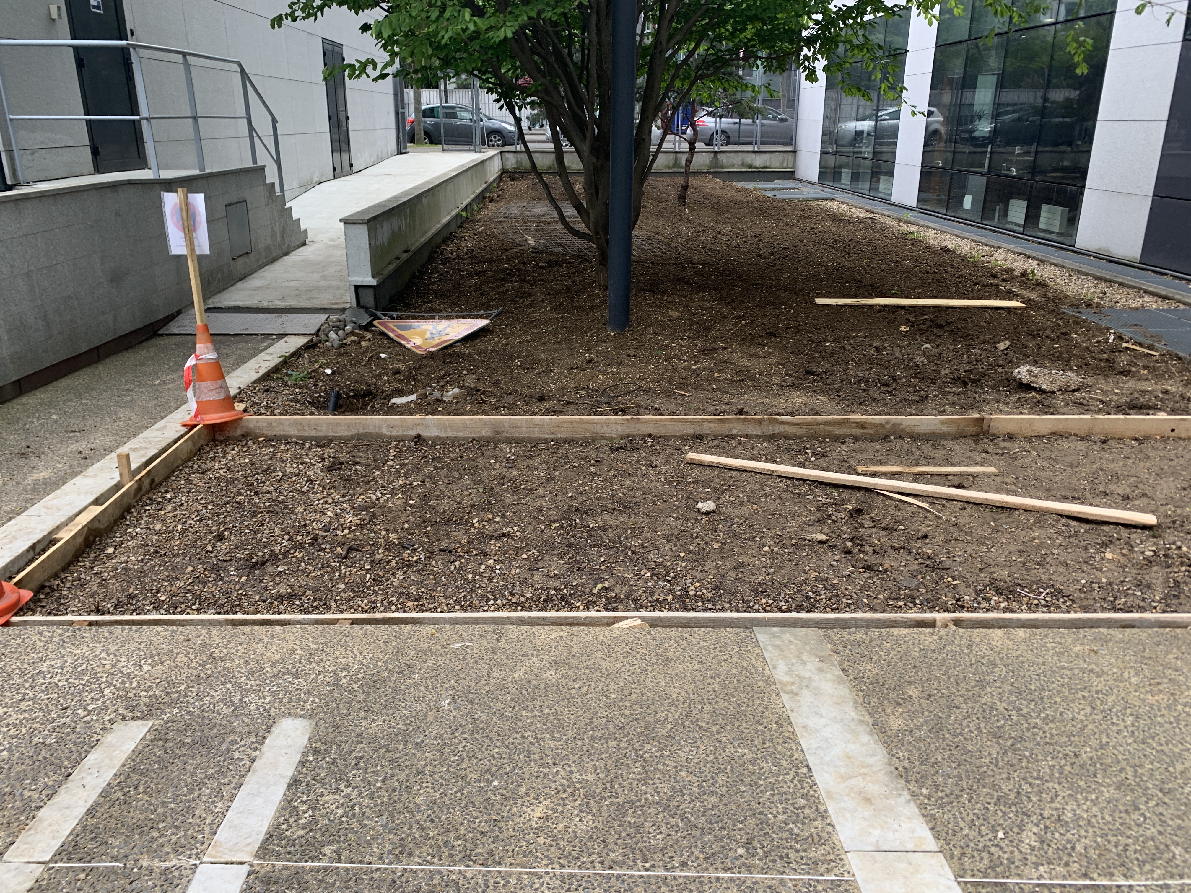 cour extérieure en travaux