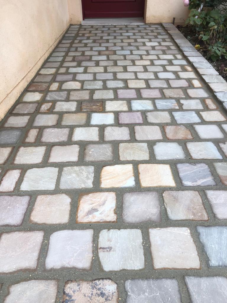 chemin en pavés